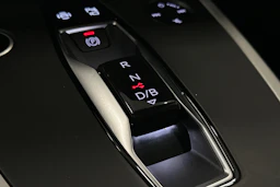 musta Audi Q4 e-tron 2023 kuva 30.