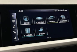 musta Audi Q4 e-tron 2023 kuva 21.