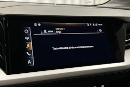 musta Audi Q4 e-tron 2023 kuva 23.