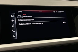 musta Audi Q4 e-tron 2023 kuva 29.