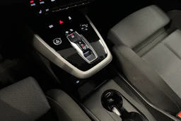 musta Audi Q4 e-tron 2023 kuva 36.