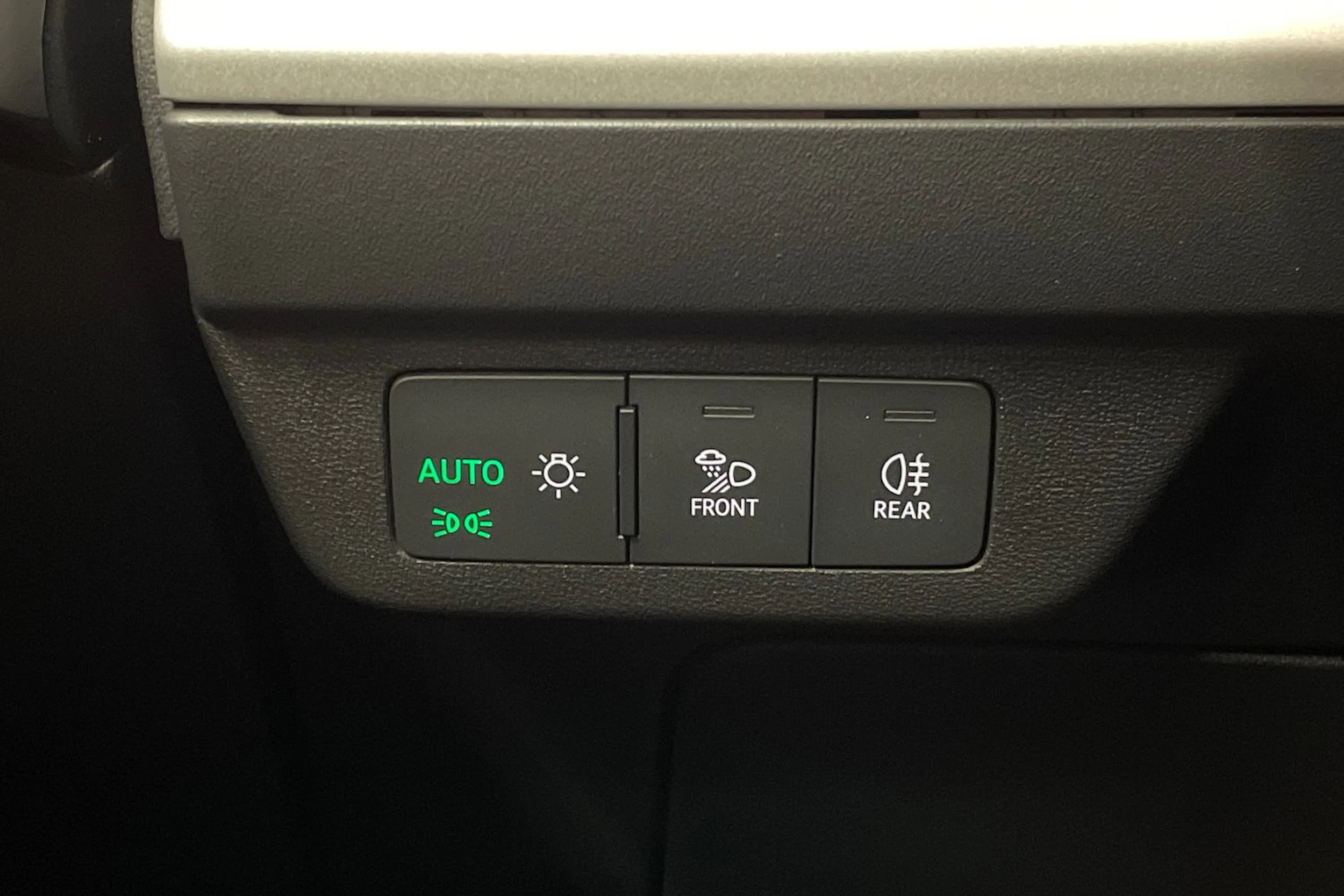harmaa Audi Q4 e-tron 2023 kuva 24.