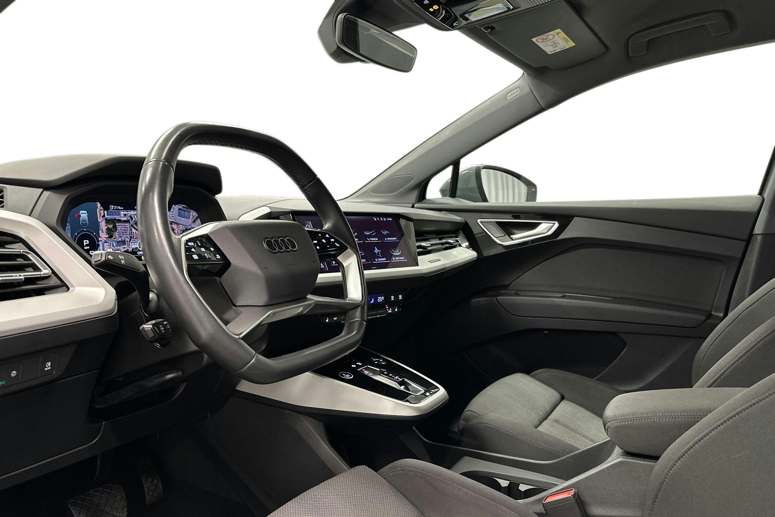 harmaa Audi Q4 e-tron 2023 kuva 7.