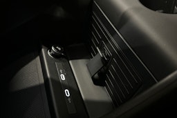 harmaa Audi Q4 e-tron 2023 kuva 31.