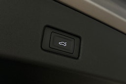 harmaa Audi Q4 e-tron 2023 kuva 15.