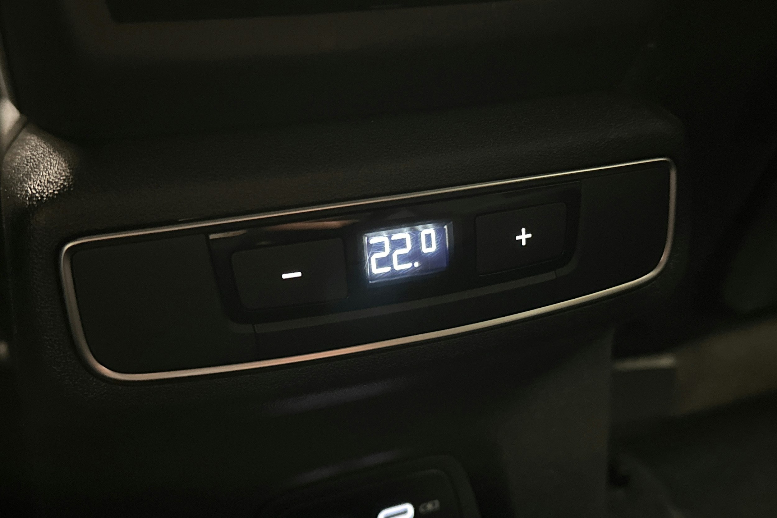 harmaa Audi Q4 e-tron 2023 kuva 16.