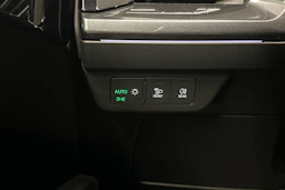 sininen Audi Q4 e-tron 2023 kuva 14.