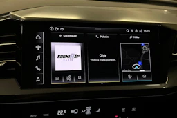 sininen Audi Q4 e-tron 2023 kuva 16.