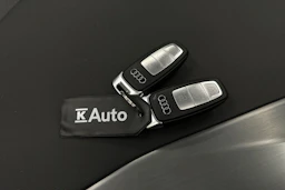 sininen Audi Q4 e-tron 2023 kuva 40.