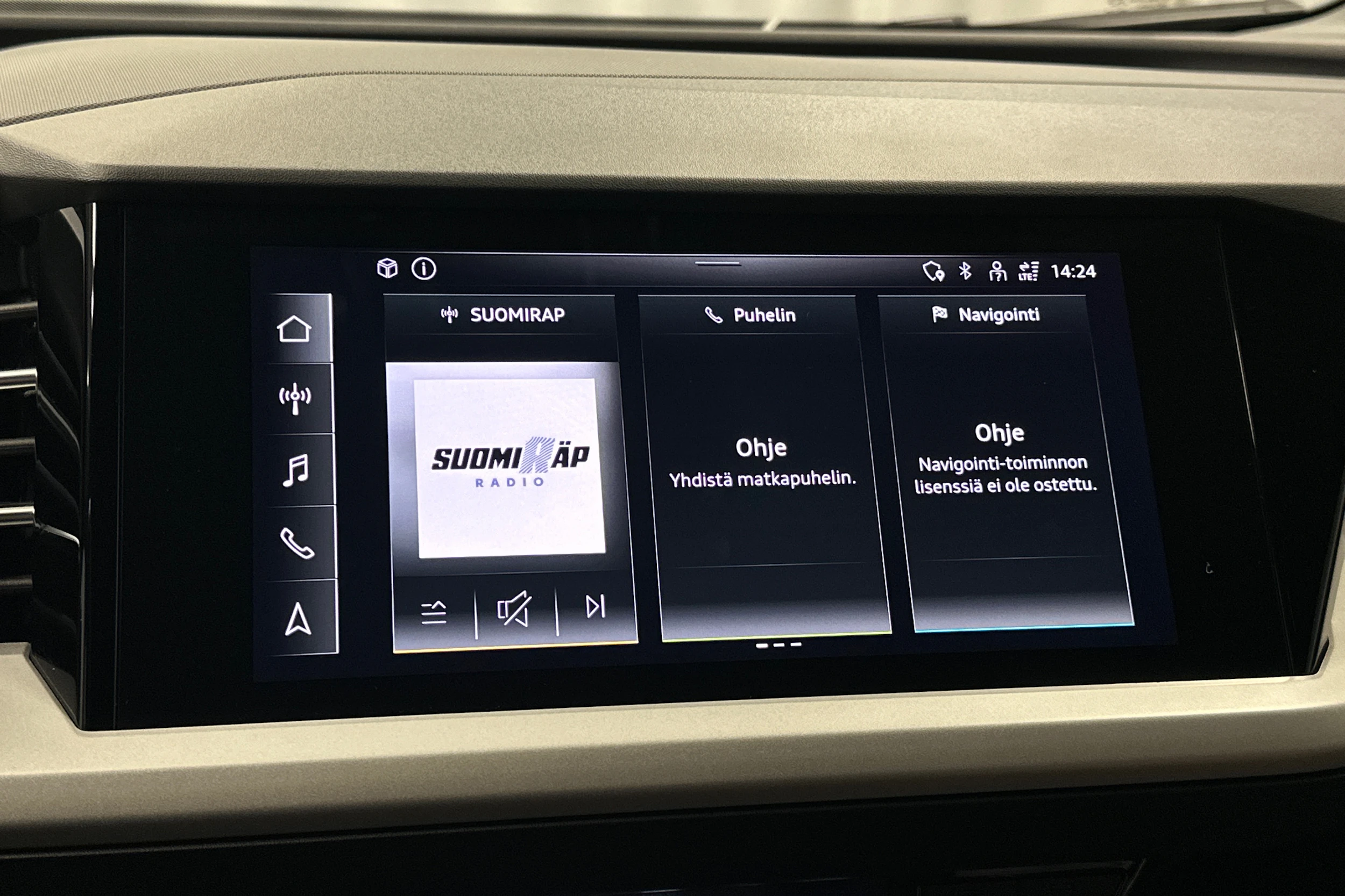 musta Audi Q4 e-tron 2023 kuva 16.