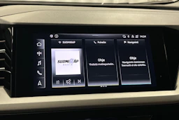musta Audi Q4 e-tron 2023 kuva 16.