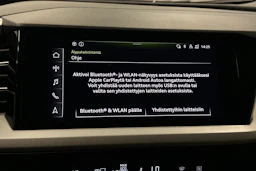 musta Audi Q4 e-tron 2023 kuva 22.