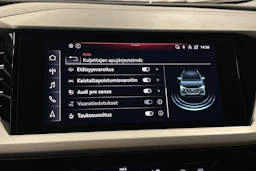 musta Audi Q4 e-tron 2023 kuva 27.
