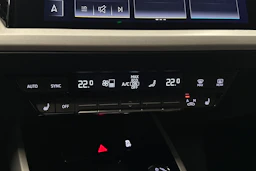 musta Audi Q4 e-tron 2023 kuva 29.