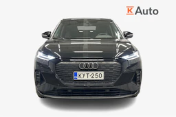musta Audi Q4 e-tron 2023 kuva 4.