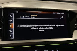 musta Audi Q4 e-tron 2023 kuva 20.