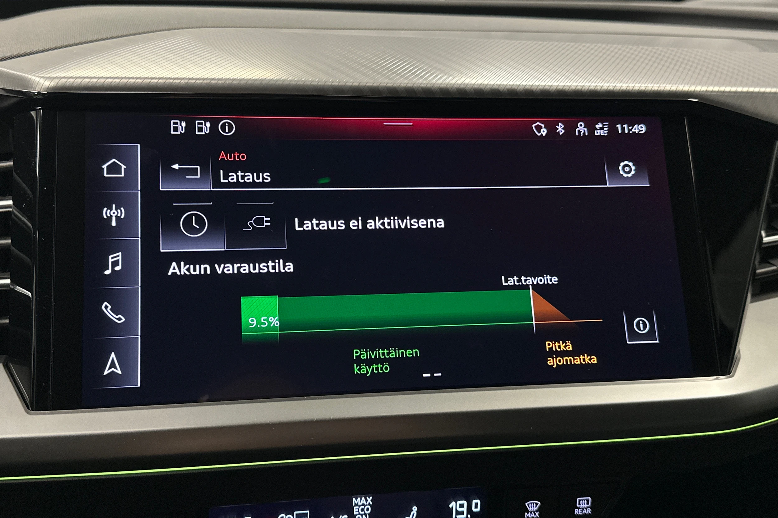 musta Audi Q4 e-tron 2023 kuva 25.