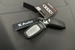 musta Audi Q4 e-tron 2023 kuva 39.
