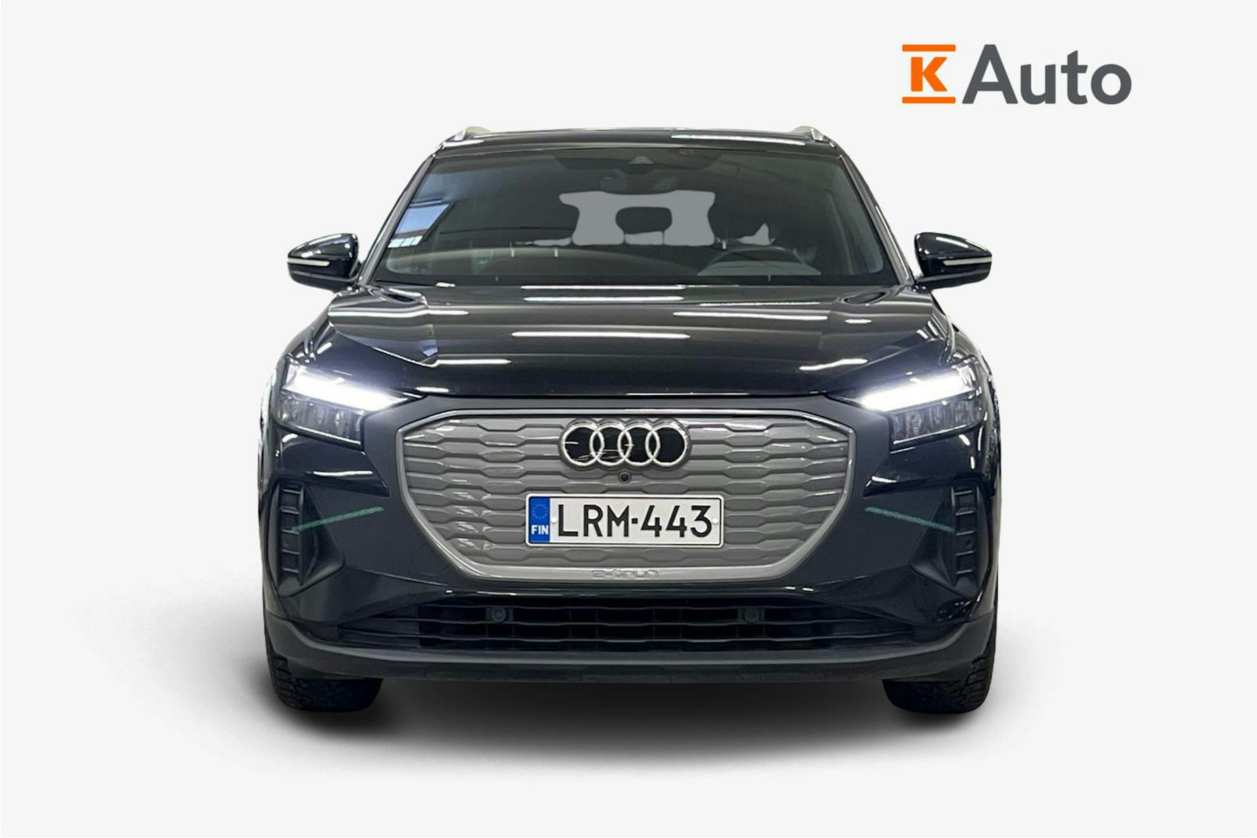 Musta Audi Q4 e-tron 2023 kuva 5.