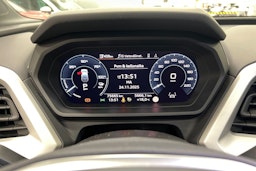 Musta Audi Q4 e-tron 2023 kuva 18.