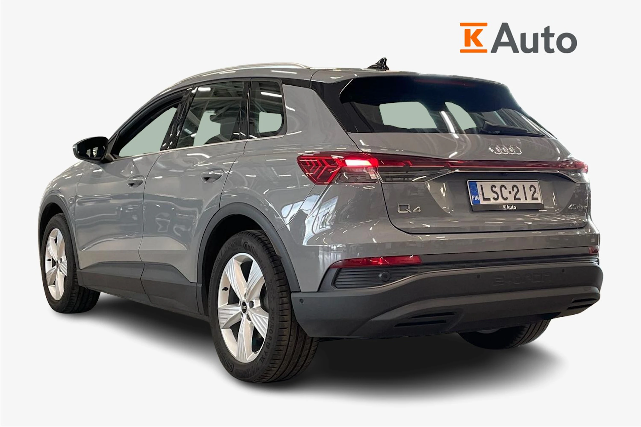 harmaa Audi Q4 e-tron 2023 kuva 3.