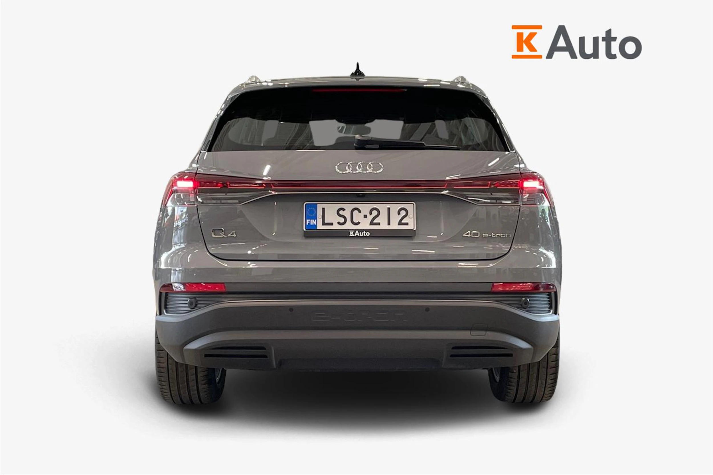 harmaa Audi Q4 e-tron 2023 kuva 4.