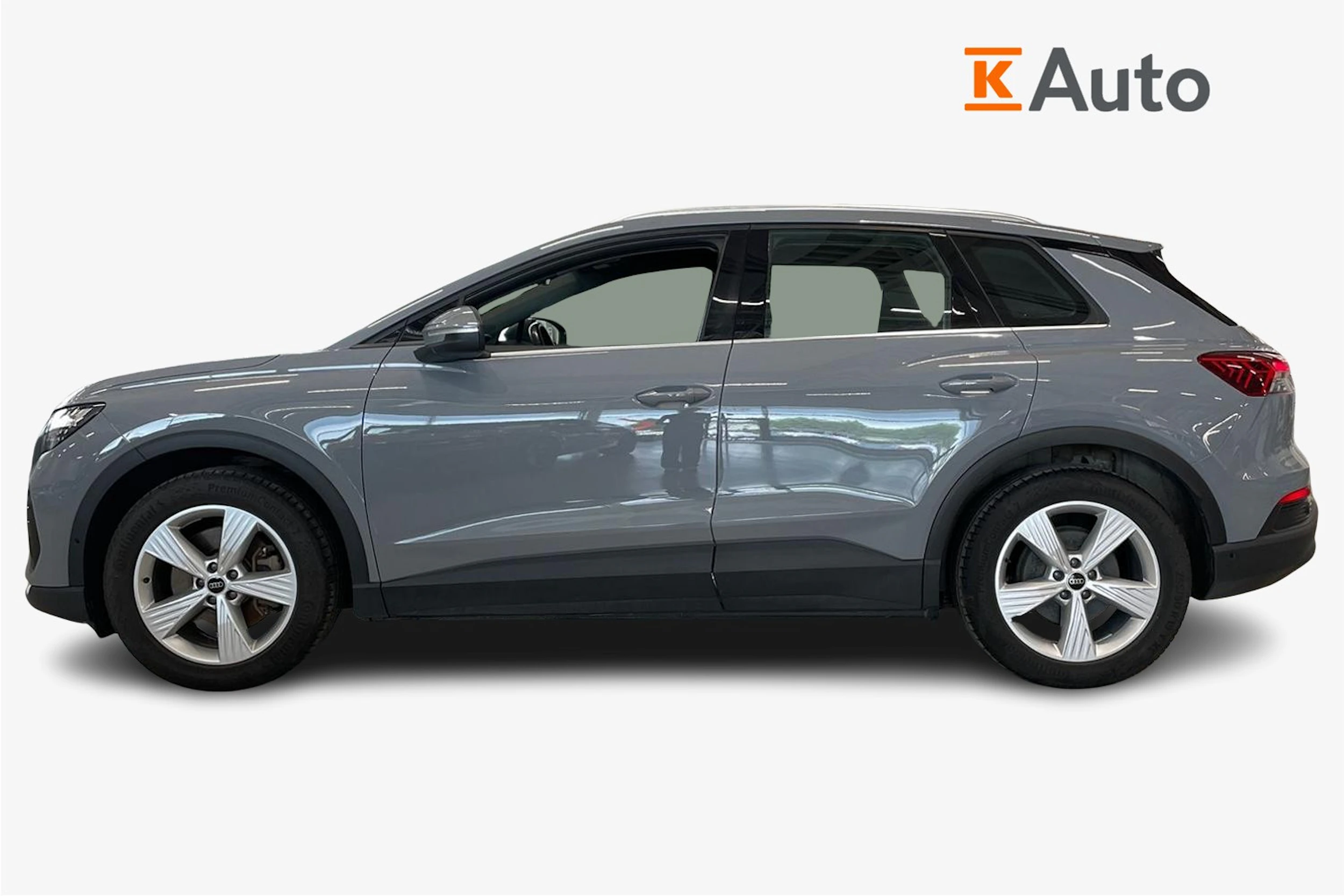 harmaa Audi Q4 e-tron 2023 kuva 7.