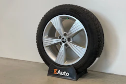 harmaa Audi Q4 e-tron 2023 kuva 13.