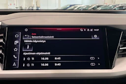 harmaa Audi Q4 e-tron 2023 kuva 26.