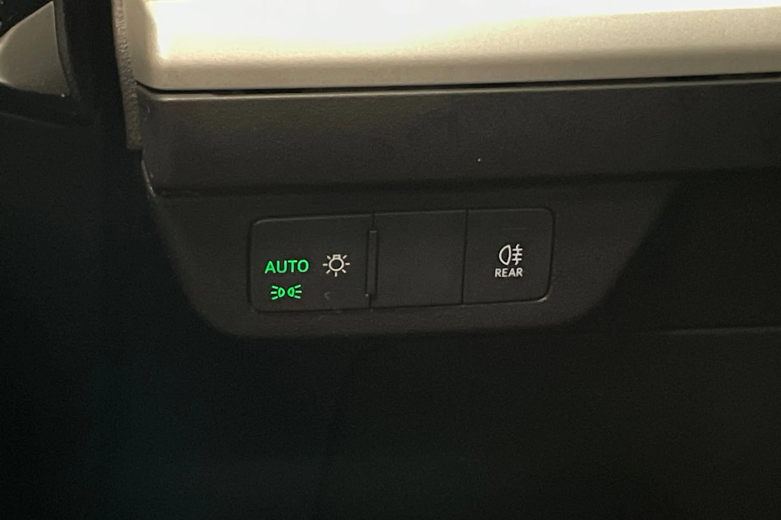 harmaa Audi Q4 e-tron 2023 kuva 32.