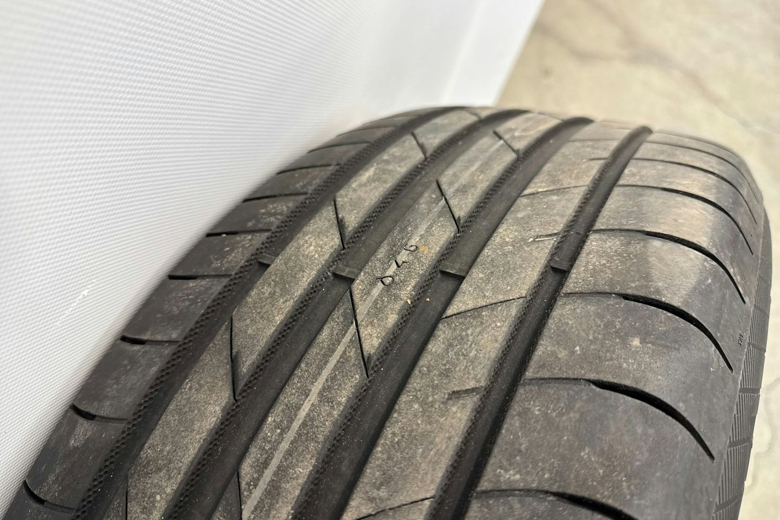 Musta Audi Q4 e-tron 2023 kuva 11.