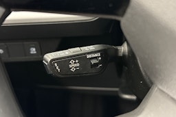 Musta Audi Q4 e-tron 2023 kuva 20.