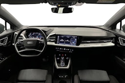 harmaa Audi Q4 e-tron 2023 kuva 9.