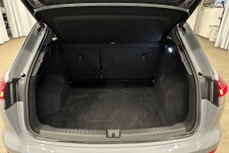 harmaa Audi Q4 e-tron 2023 kuva 14.