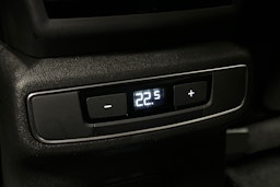 harmaa Audi Q4 e-tron 2023 kuva 16.