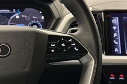 harmaa Audi Q4 e-tron 2023 kuva 20.