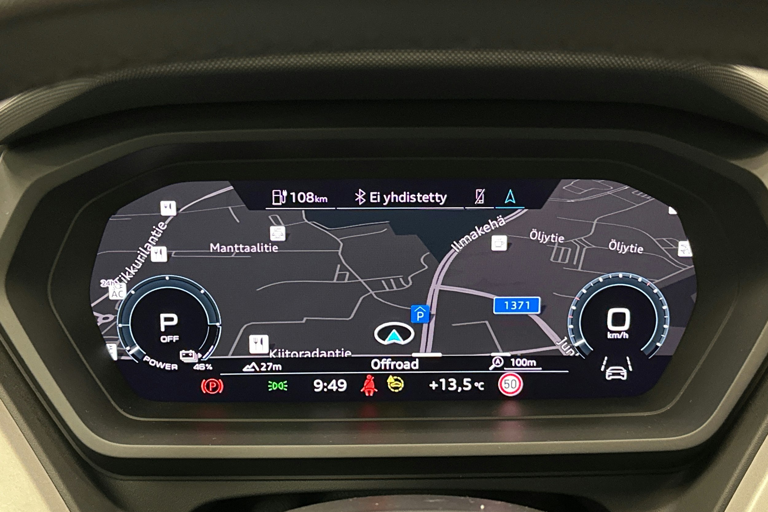 harmaa Audi Q4 e-tron 2023 kuva 22.