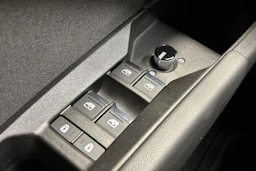 harmaa Audi Q4 e-tron 2023 kuva 14.