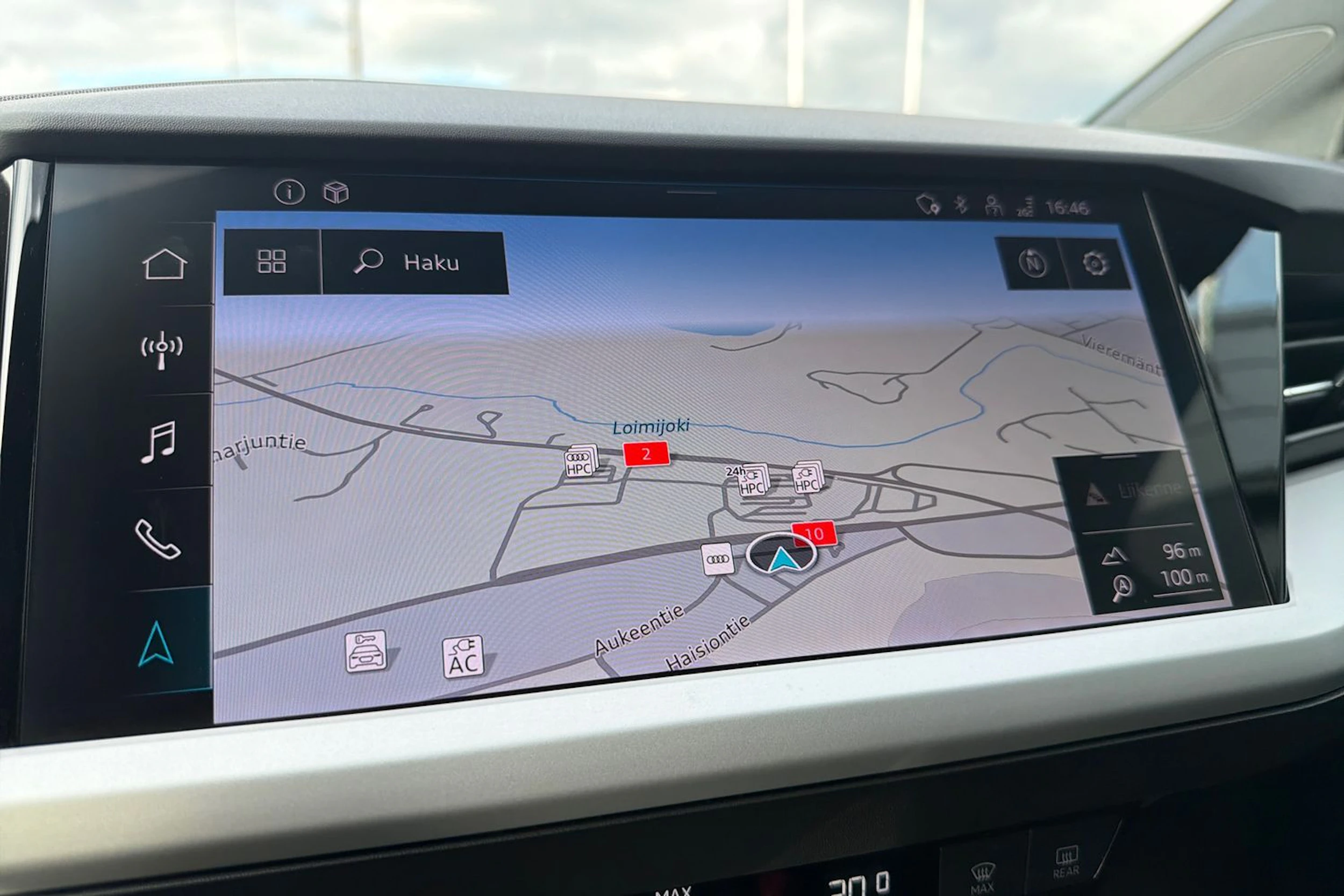 musta Audi Q4 e-tron 2023 kuva 31.