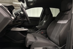 musta Audi Q4 e-tron 2023 kuva 24.