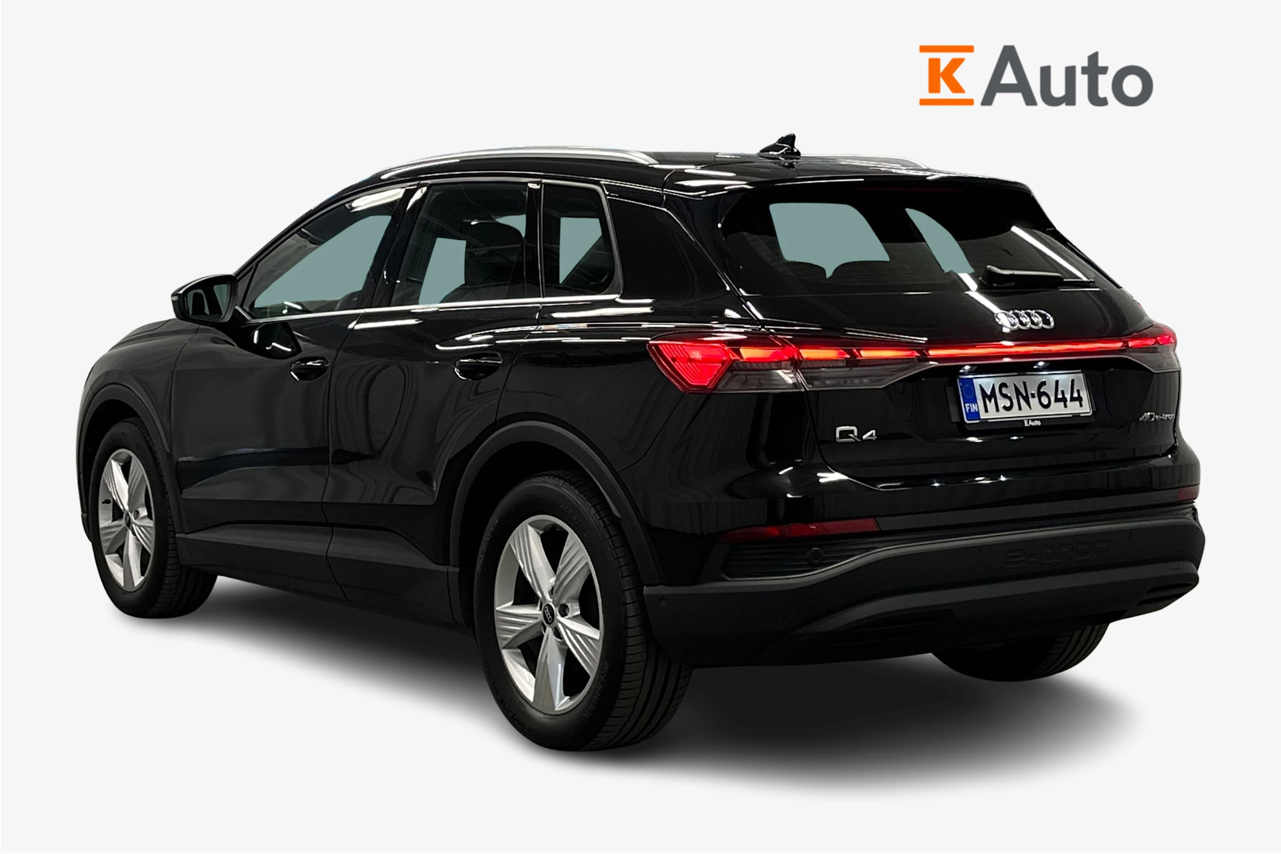 musta Audi Q4 e-tron 2023 kuva 2.
