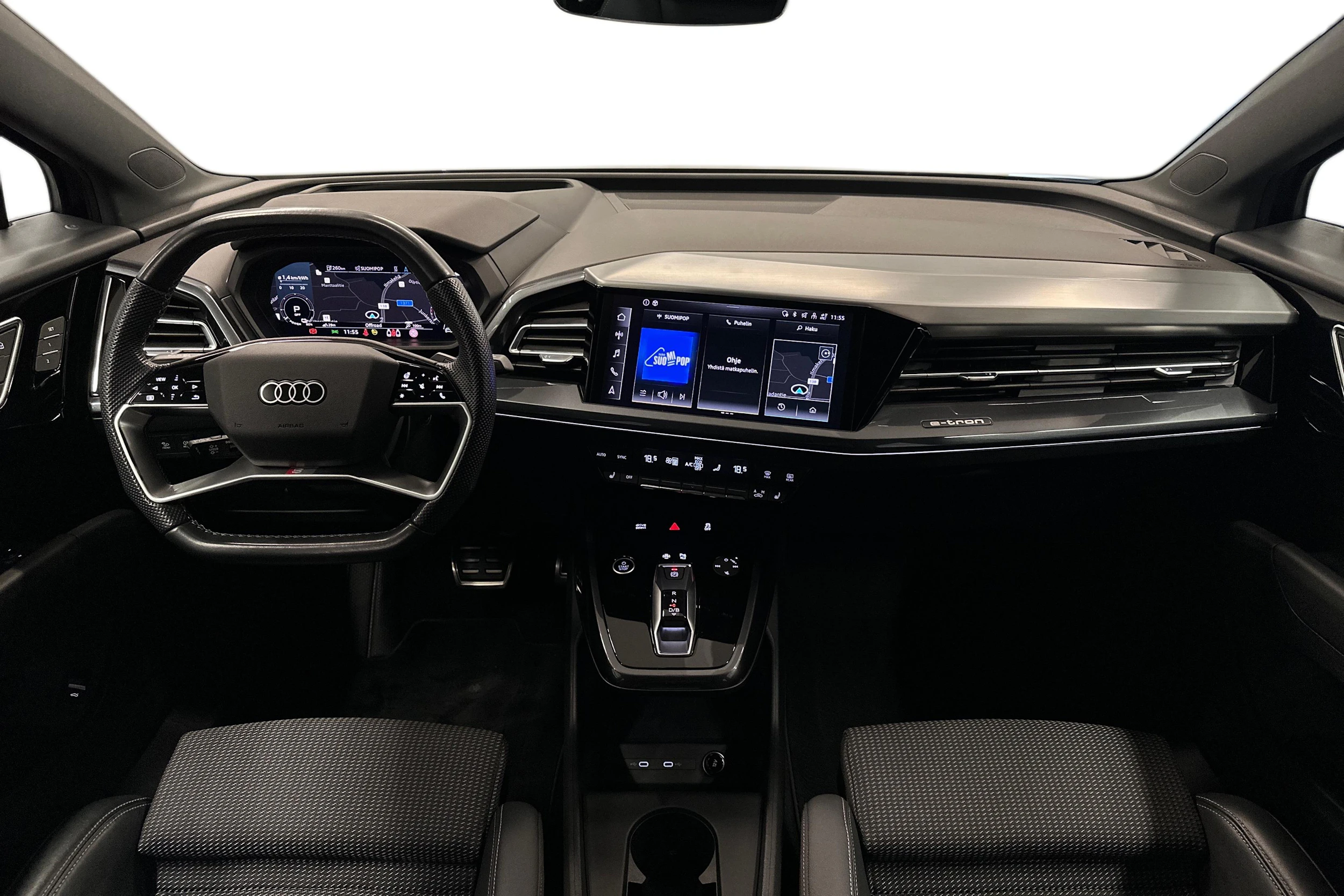 musta Audi Q4 e-tron 2023 kuva 7.