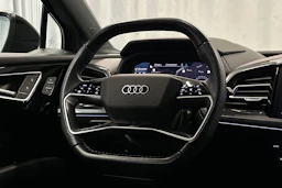 musta Audi Q4 e-tron 2023 kuva 18.