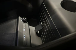 musta Audi Q4 e-tron 2023 kuva 32.