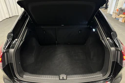musta Audi Q4 e-tron 2023 kuva 11.