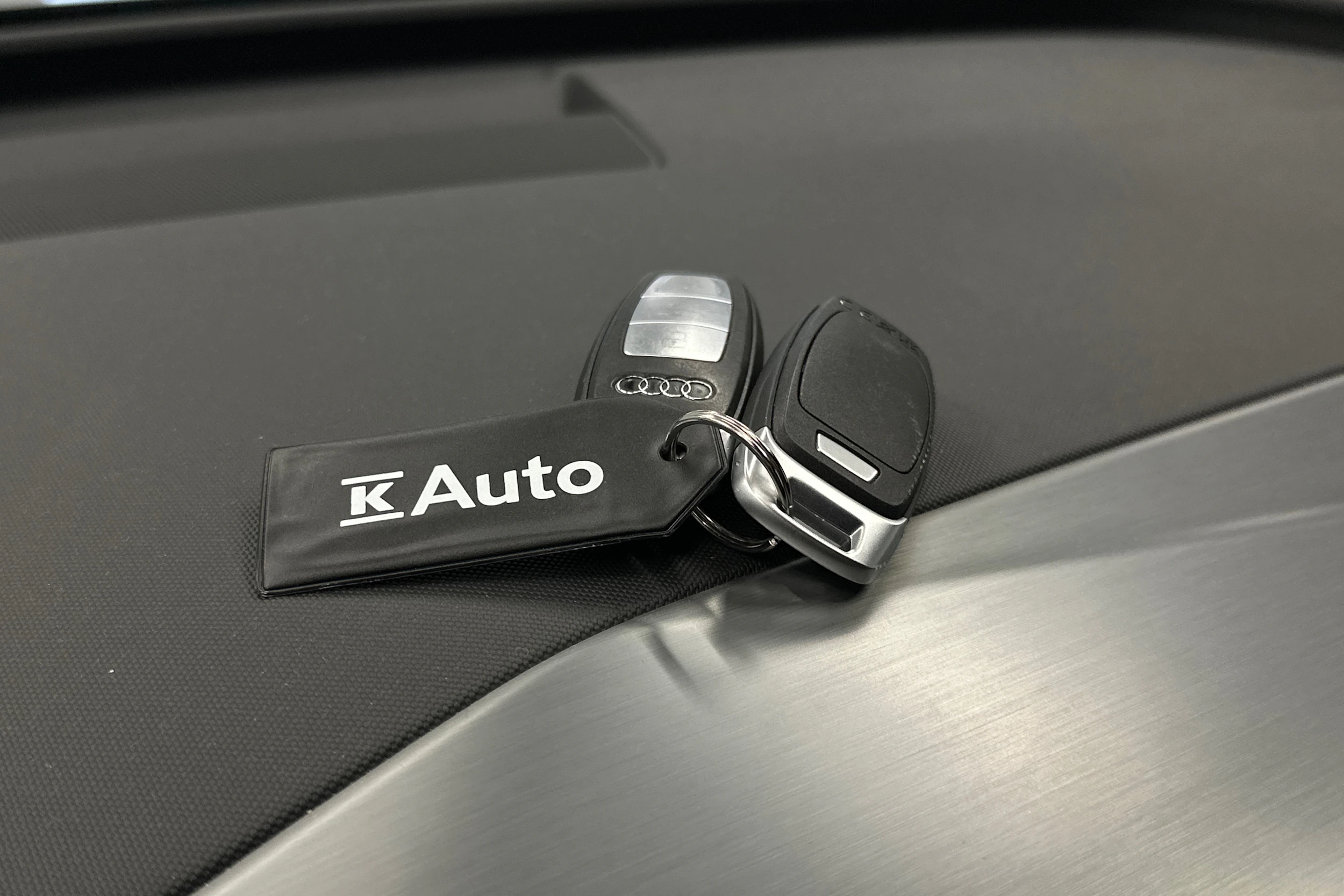 musta Audi Q4 e-tron 2023 kuva 30.