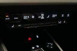 valkoinen Audi Q4 e-tron 2023 kuva 31.