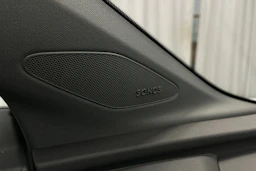 valkoinen Audi Q4 e-tron 2023 kuva 35.