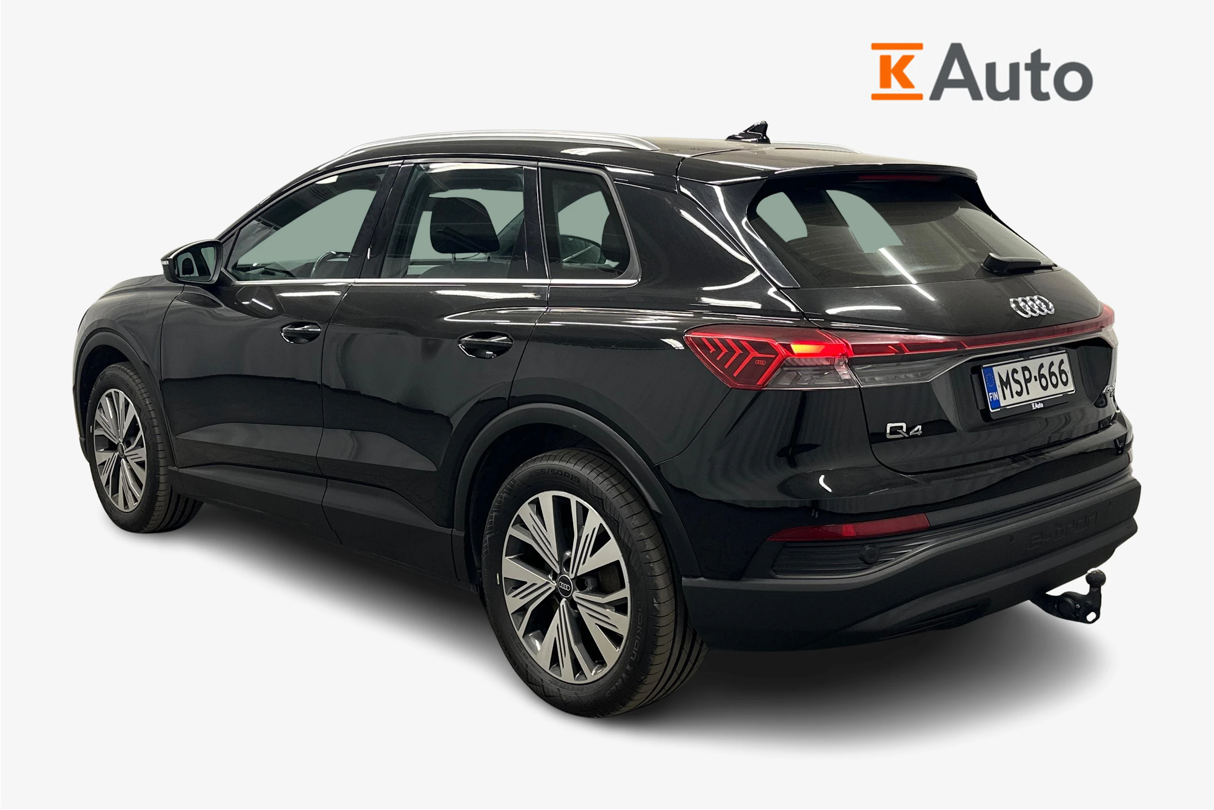 musta Audi Q4 e-tron 2023 kuva 2.