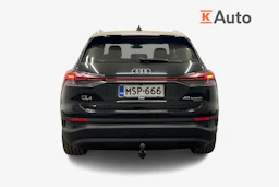 musta Audi Q4 e-tron 2023 kuva 3.